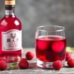 La préparation de la liqueur de framboise avec eau-de-vie : une recette délicieuse à découvrir
