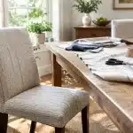 Chaise de salle à manger sans couture: relooking express et économique à découvrir